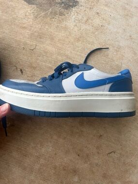 Air Jordan Elevate 1 - Nike Blue & white Platform Low-Top Sneakers